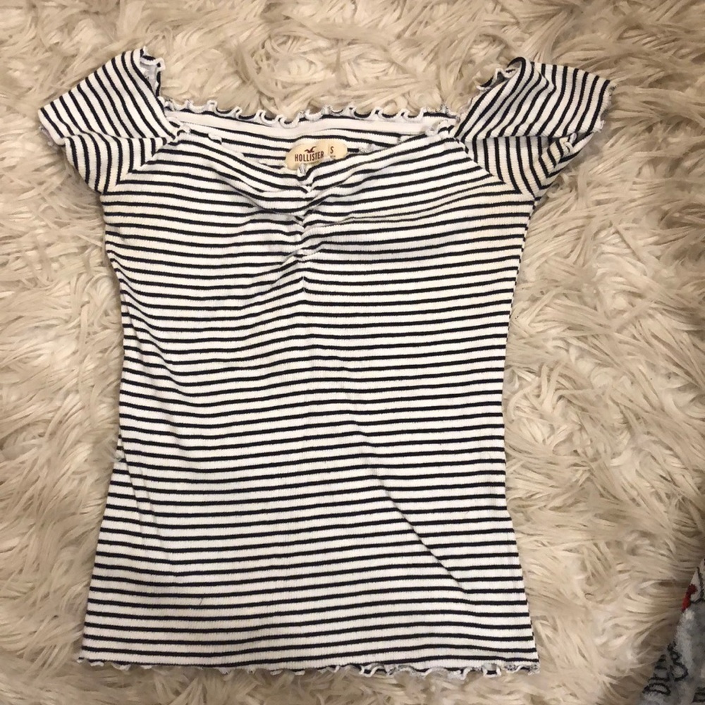 Hollister off-shoulder top